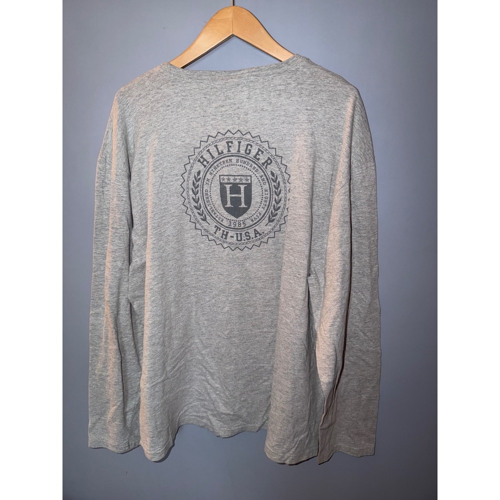 Tommy Hilfiger Mens XL Gray Long Sleeve Graphic T-Shirt Established 1985 Crest